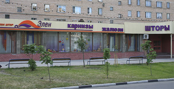 оформление фасада салона